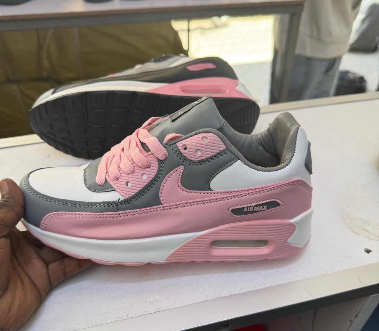 Ladies Airmax