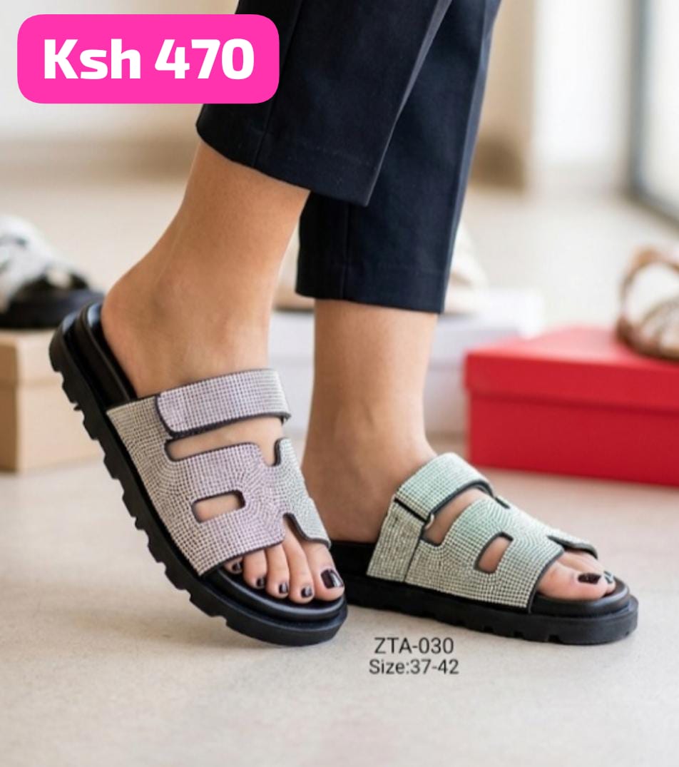 Ladies sandals