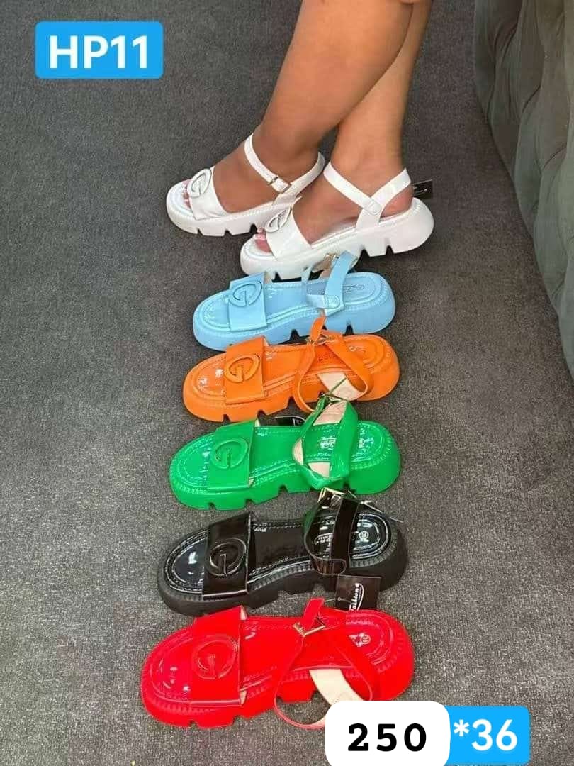 HP11 tz sandals