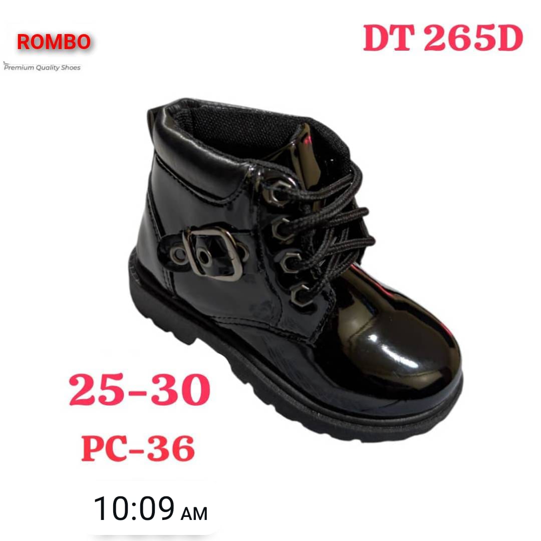 KIDS BLACK BOOTS D